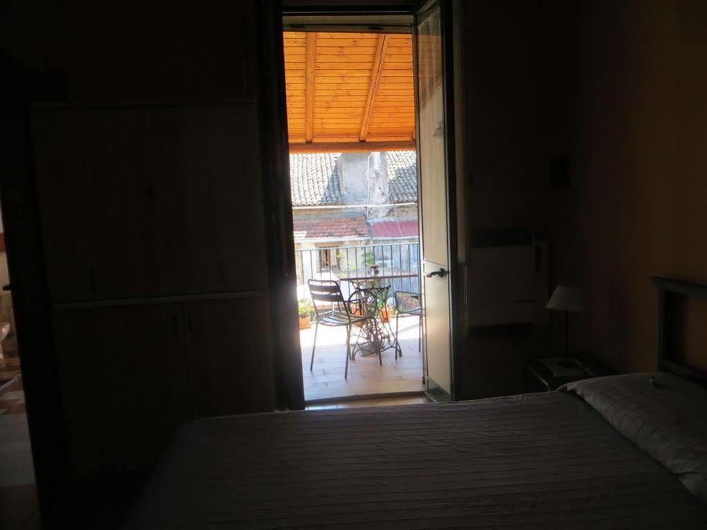 Al Mare In Citta Bed & Breakfast Catania Bagian luar foto